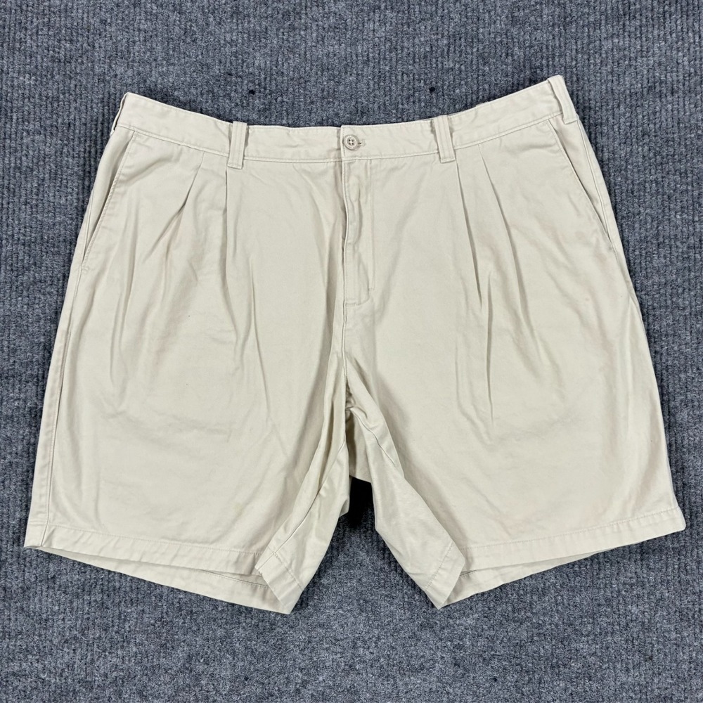 Eddie Bauer Mens Shorts Size 44 Beige Pleated Front Cotton Casual Outdoor